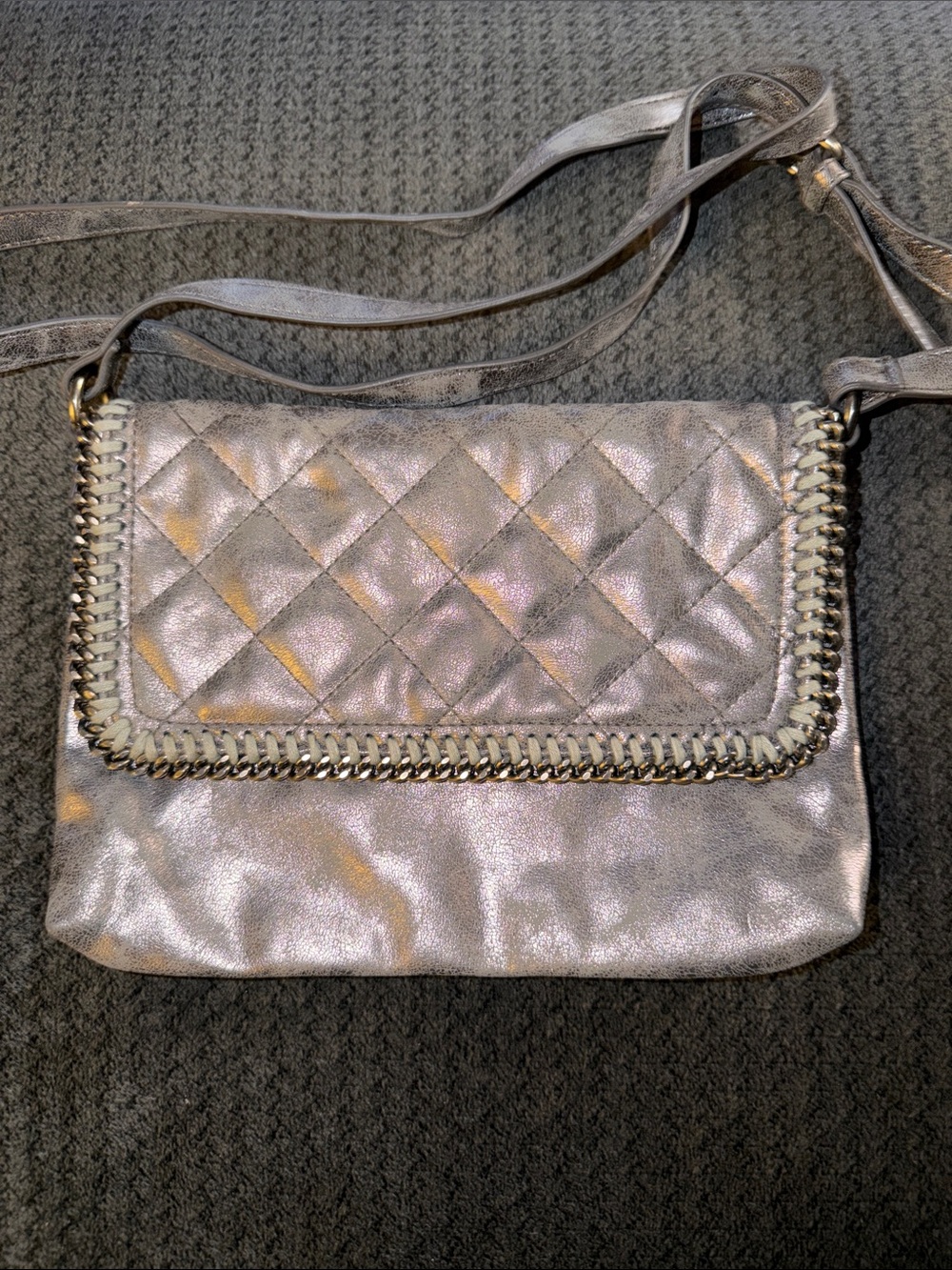 Quilted Metallic Crossbody Bag - Silver
